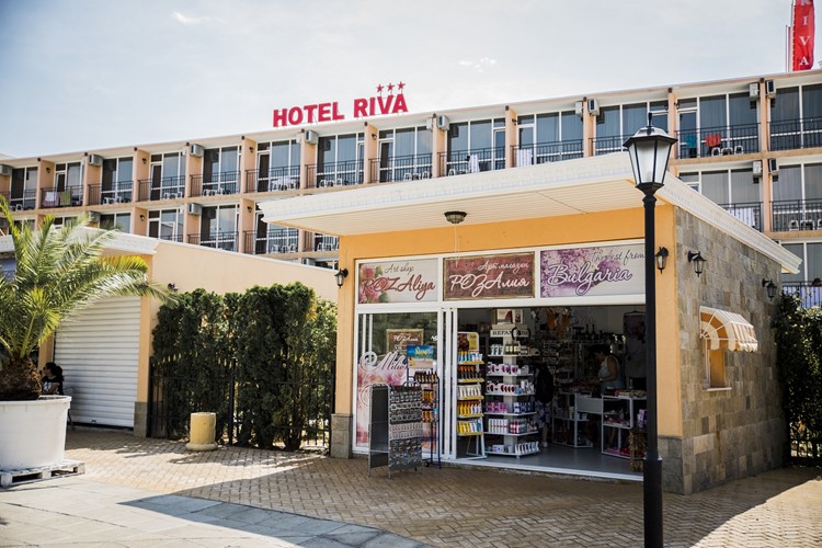 Hotel RIVA***